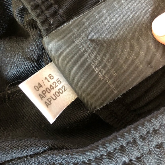 ADIDAS classic three stripe sweatpants M - Picture 6 of 9